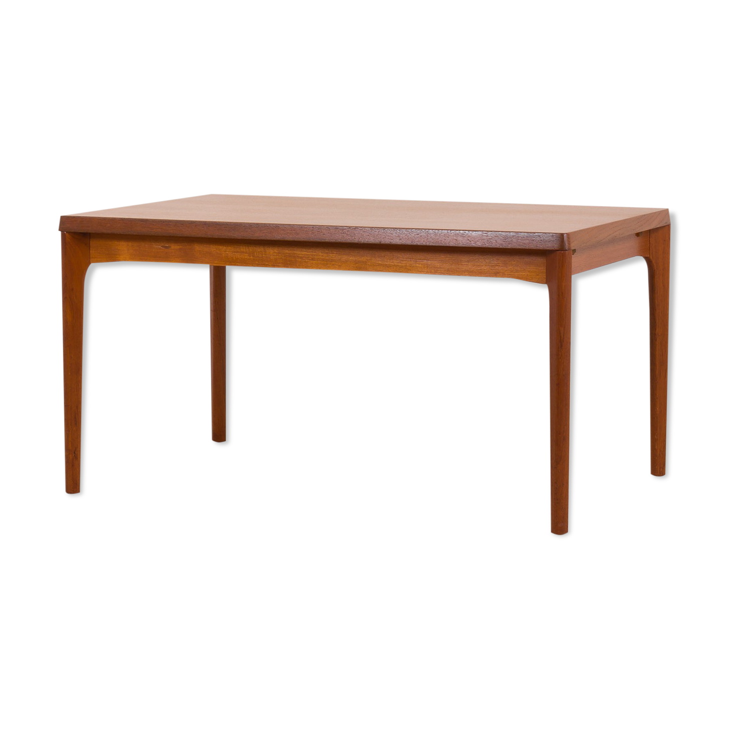 Danish extension dining table in teak by Henning Kjaernulf for Vejle Mobelfabrik, 1960s