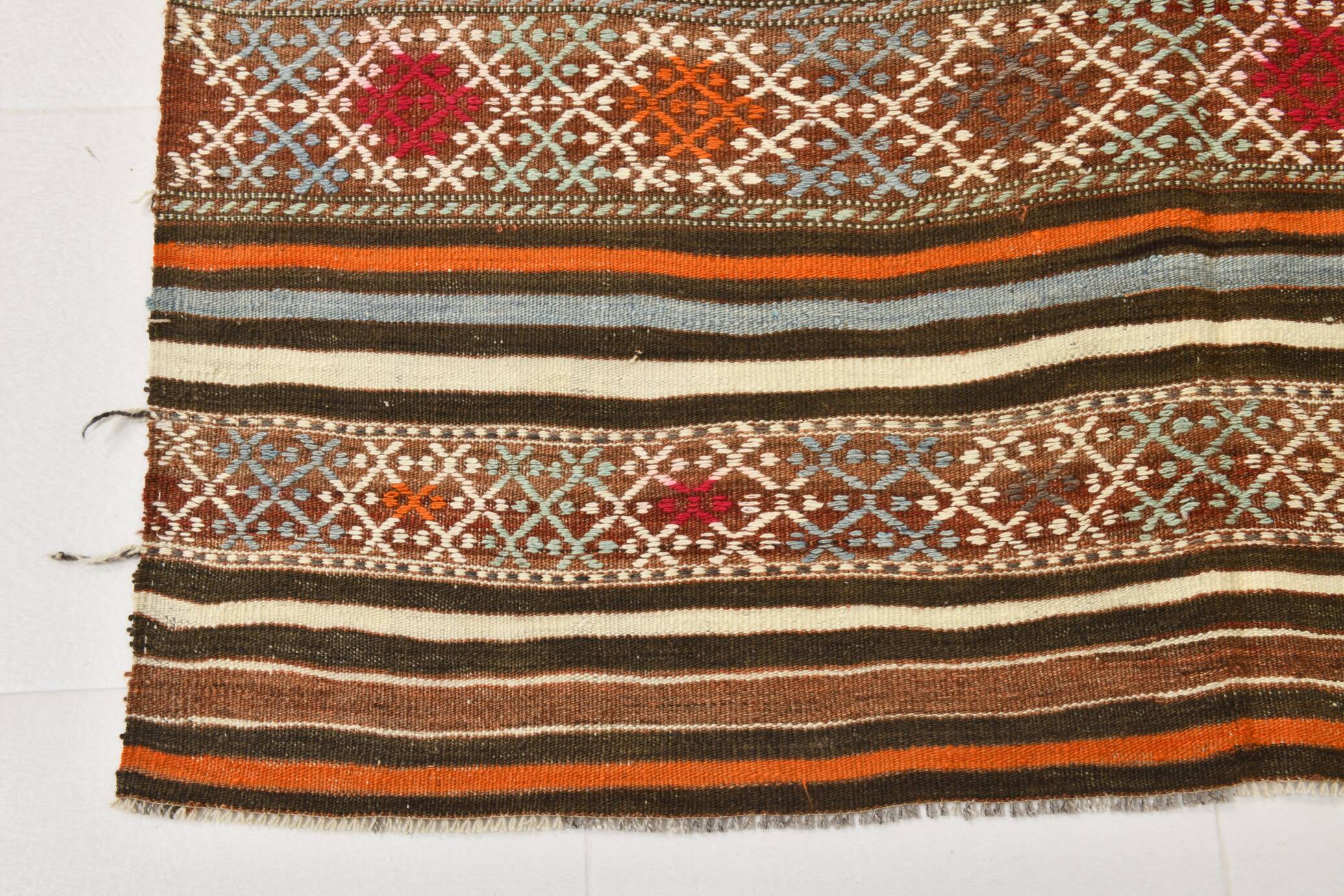 Faded Natural Orientel Kilim Rug, 146x252 Cm