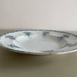 St Amand ironstone plate, Néva model