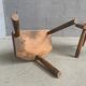 Paire de tabourets tripode