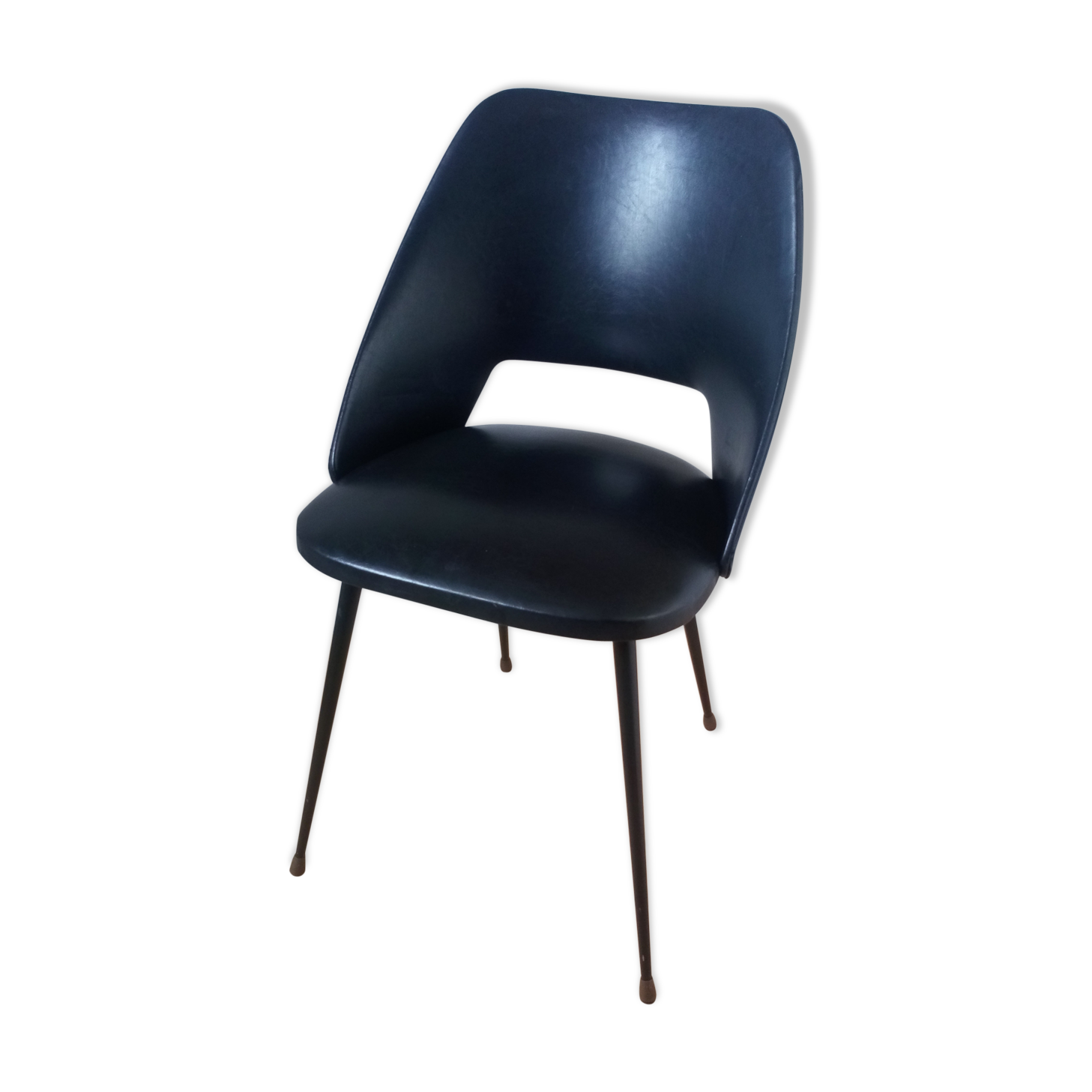 Leatherette black barrel chair