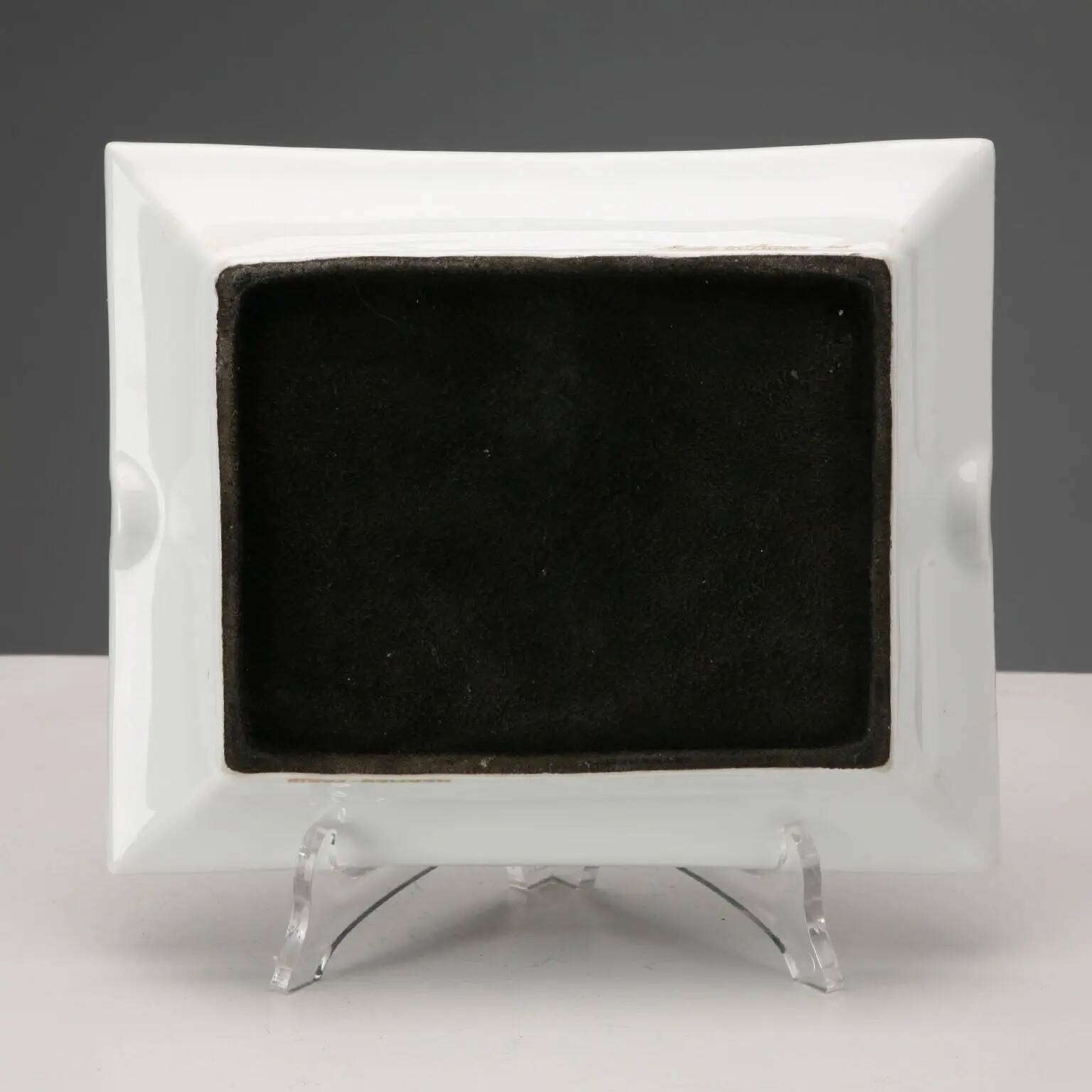 Vintage Hermès Paris ashtray in porcelain, France, 1980s.