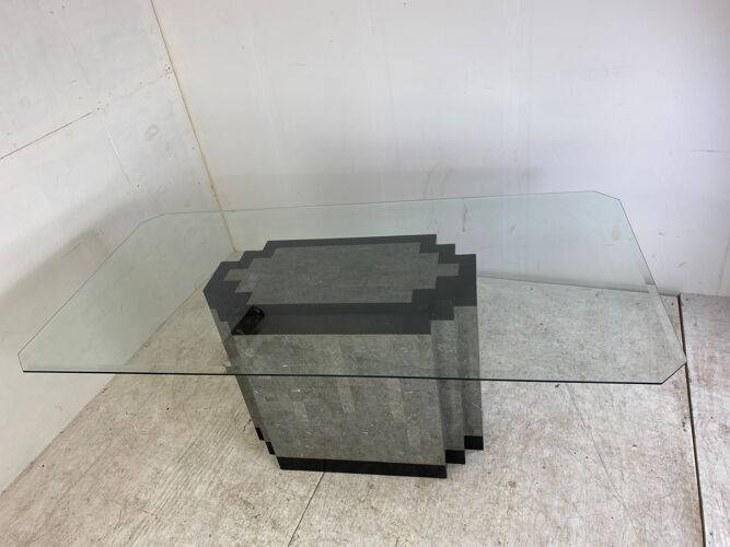 Table à manger postmoderne en pierre et marbre avec base en laiton et plateau en verre, années 1980