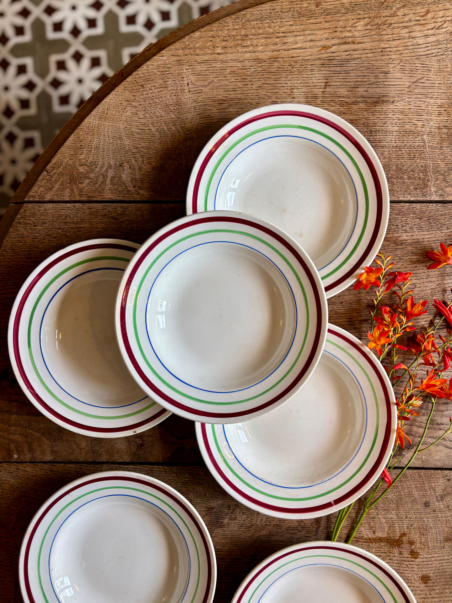 Set of 6 vintage deep plates, Gildas models
