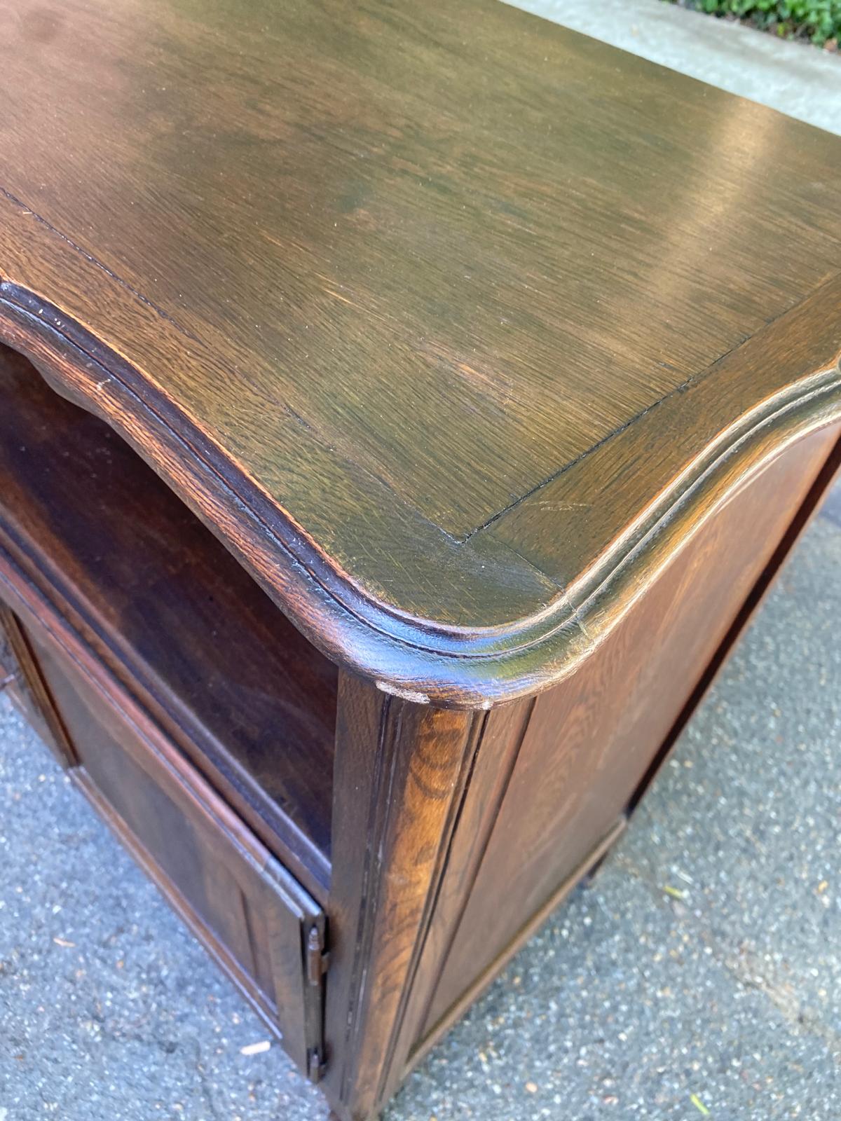 Louis XV buffet in dark oak from the 1930s.
