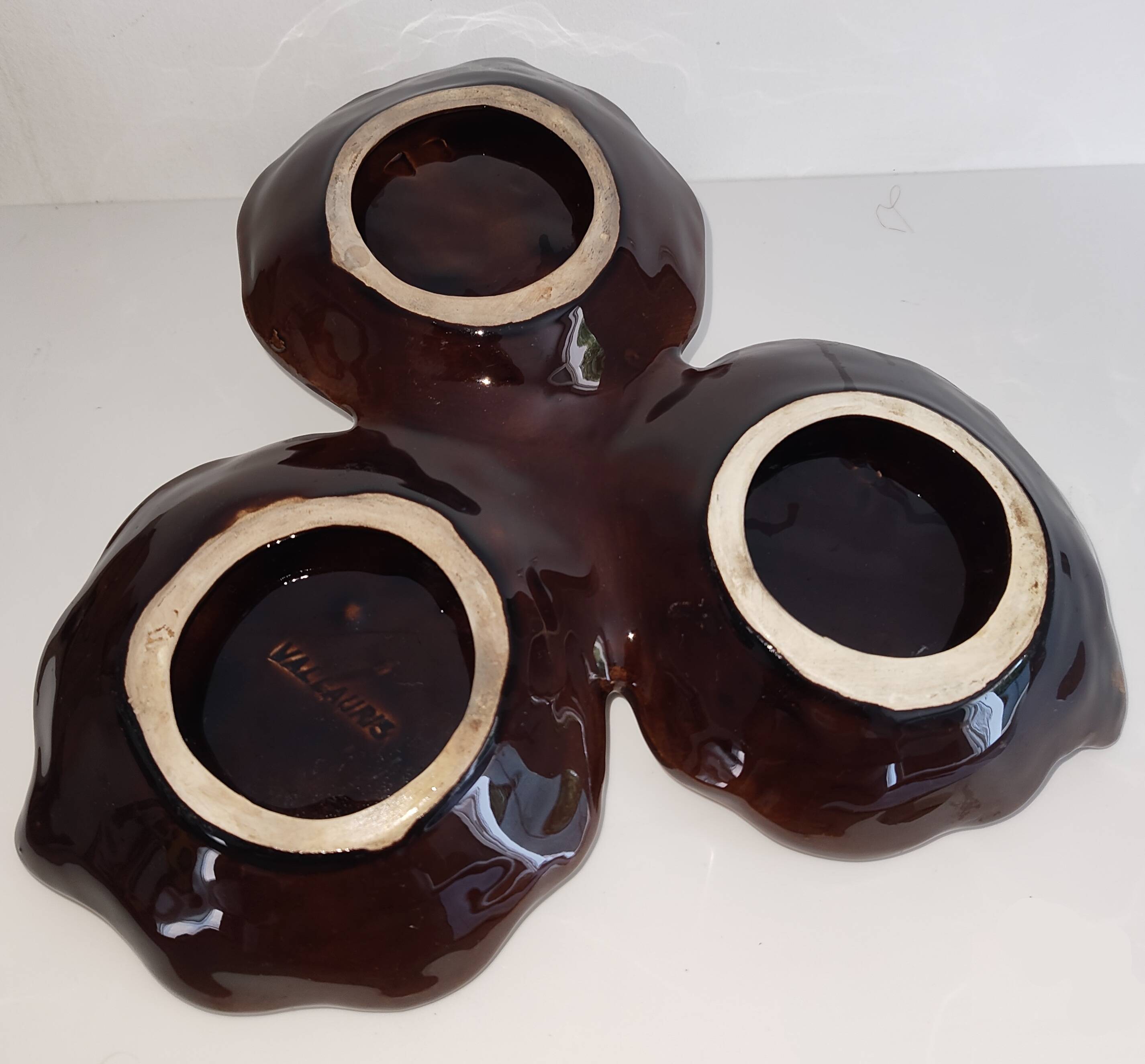 Aperitif plate / Tripod bowl in ceramic – Vallauris – Vintage