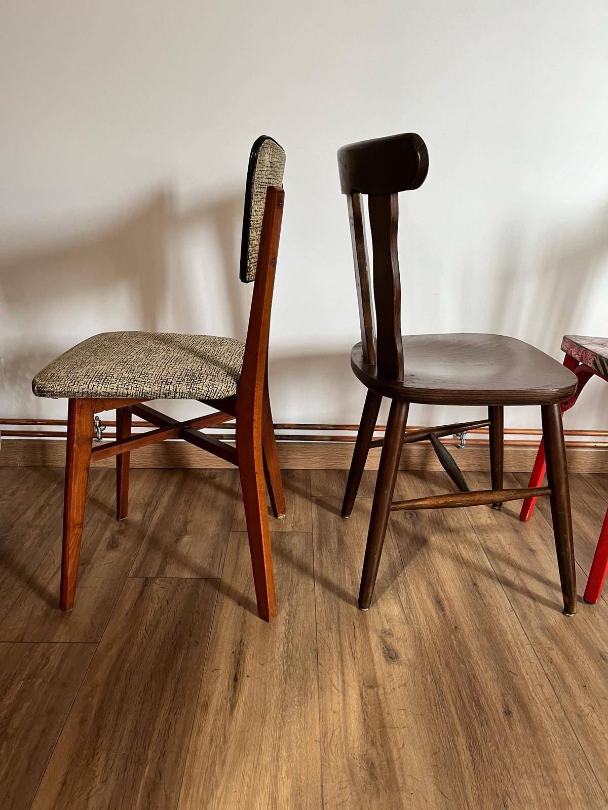 Set of 4 mismatched chairs