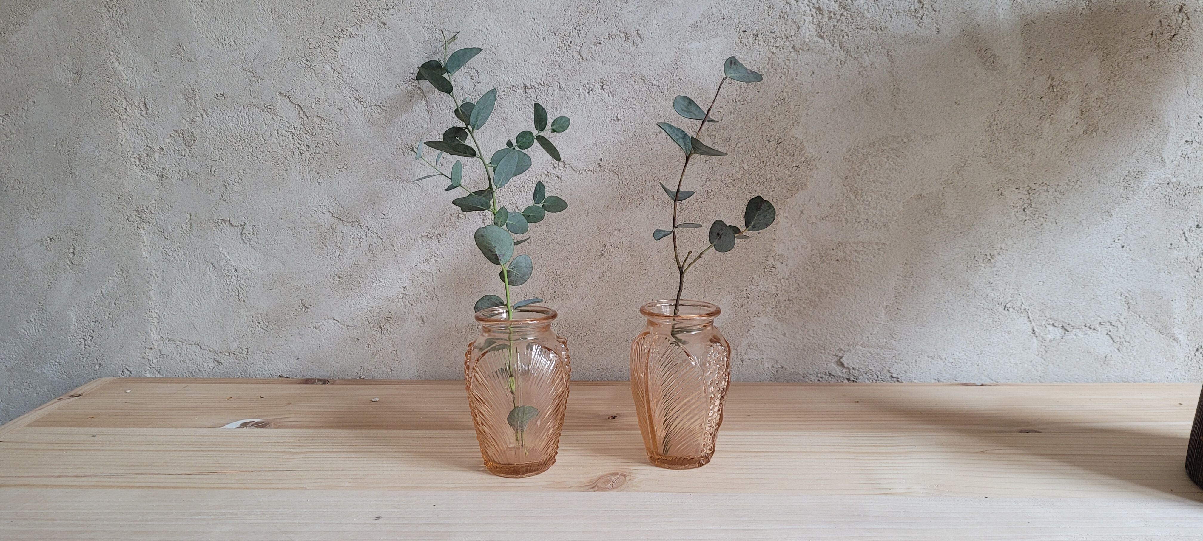Paire de vases art déco verre rosé