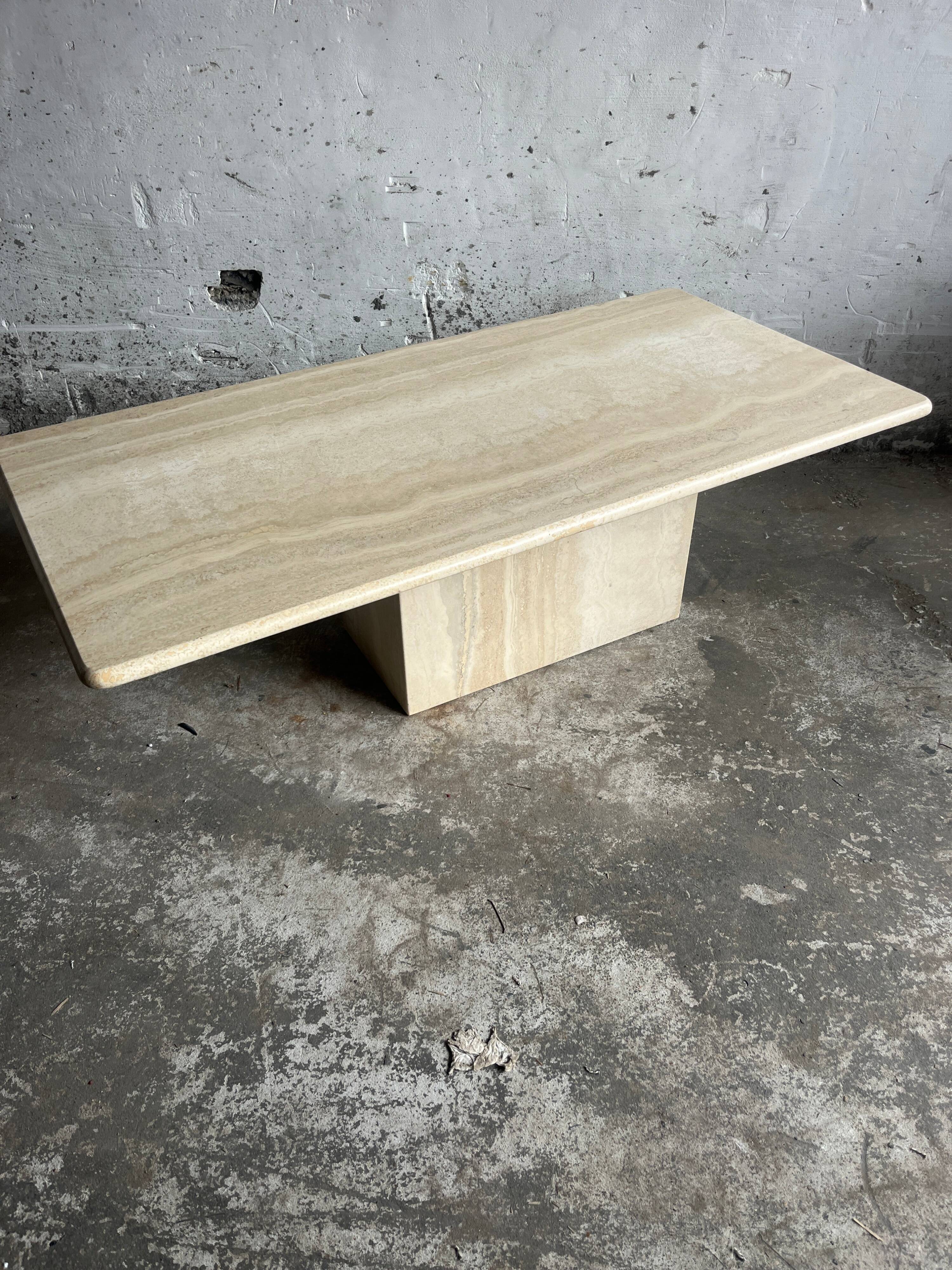 Italian coffee table in travertine – 1970s