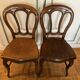 Pair of Art Nouveau curved wooden chairs, circa 1900 — Thonet style, ta