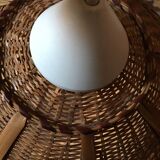 Hanging lamp in wicker woven in the shape of a flower