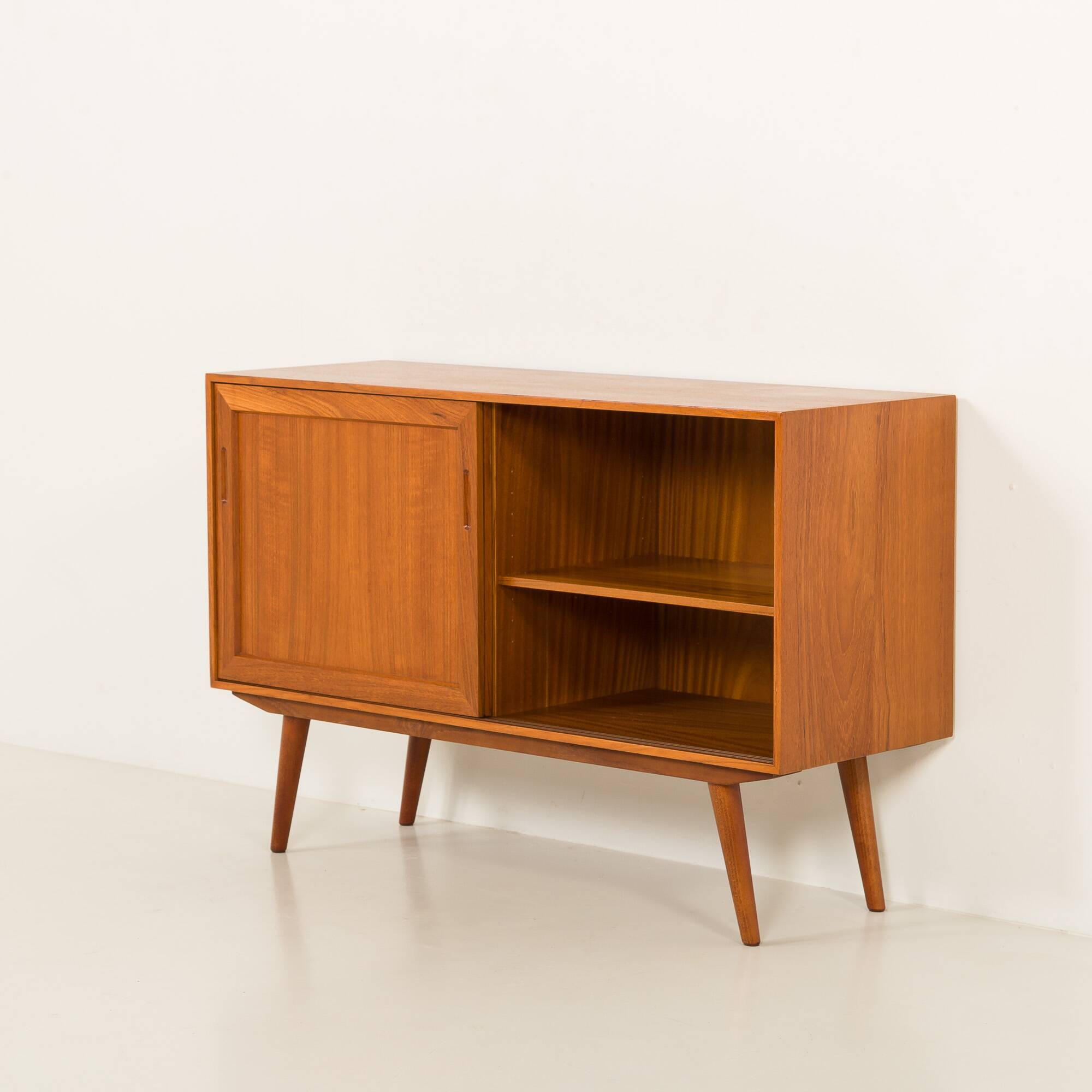 Small Scandinavian teak sideboard, 1970s