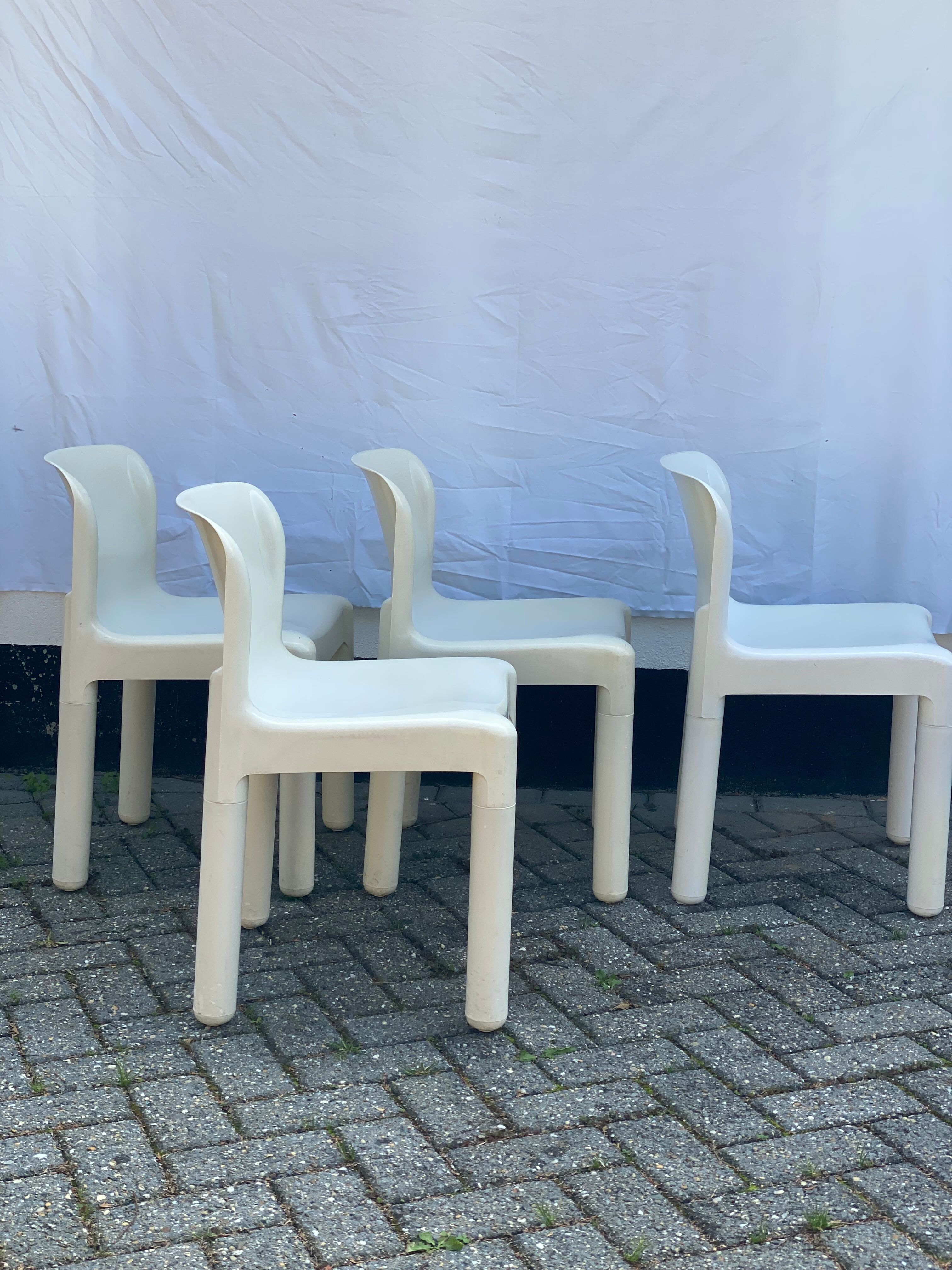 4 chairs model 4875 by Carlo Bartoli for Kartell