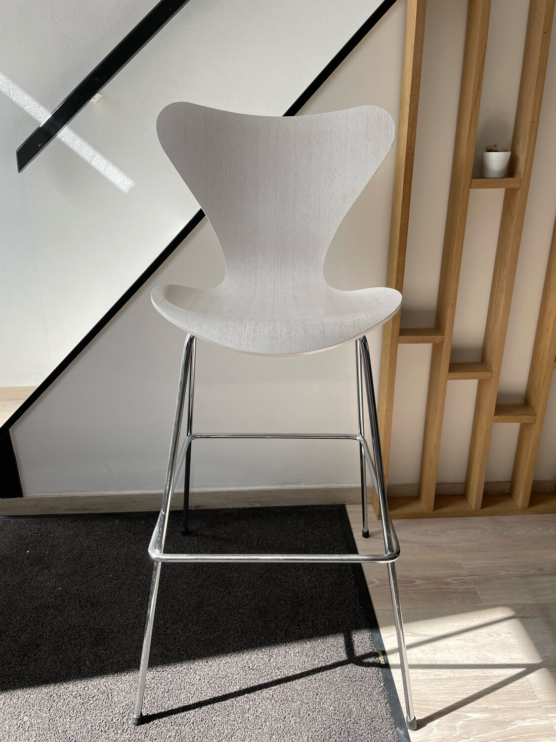 High chair design Arne Jacobsen, edition Fritz hansen