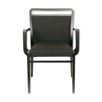 Chair with armrests
