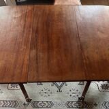English extending table (included) & lion paw legs, seats 6 to 8.