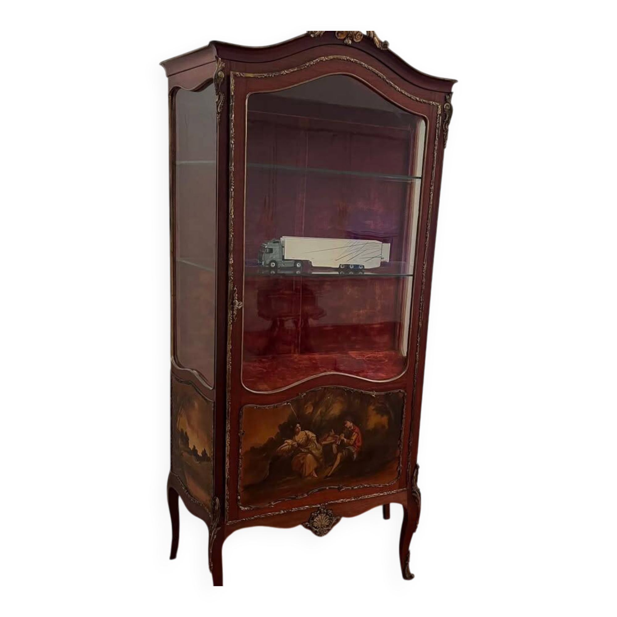 Antique vitrine cabinet / Vitrine ancienne style Louis XV avec verre courbé