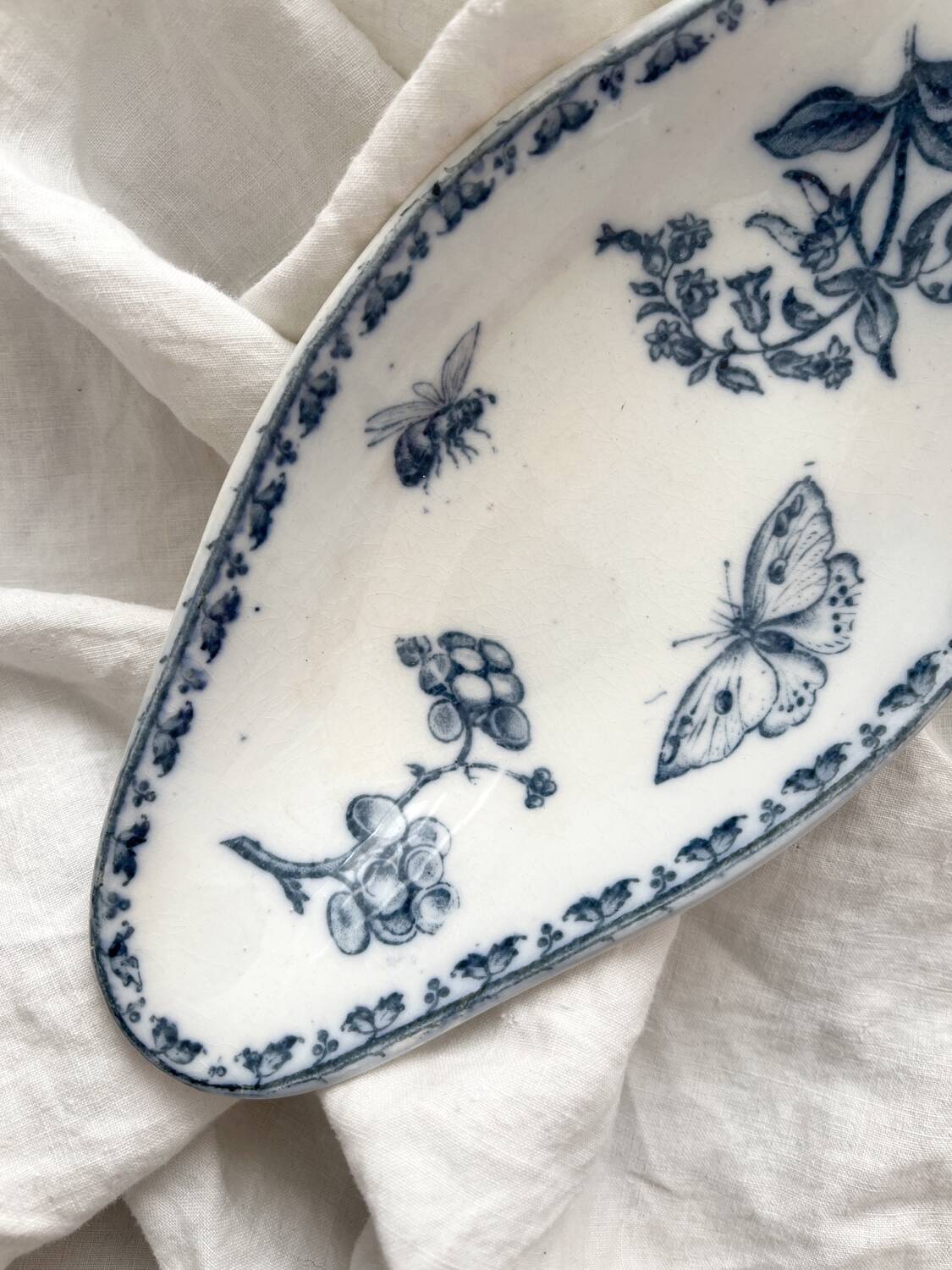 “Carmen” ironstone dish from Sarreguemines