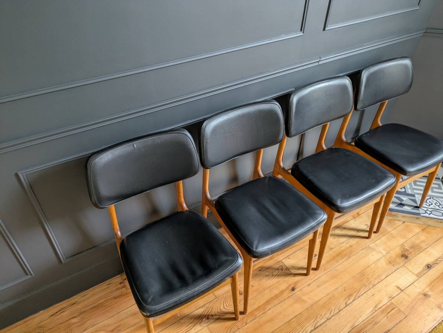 Set of Stella chairs