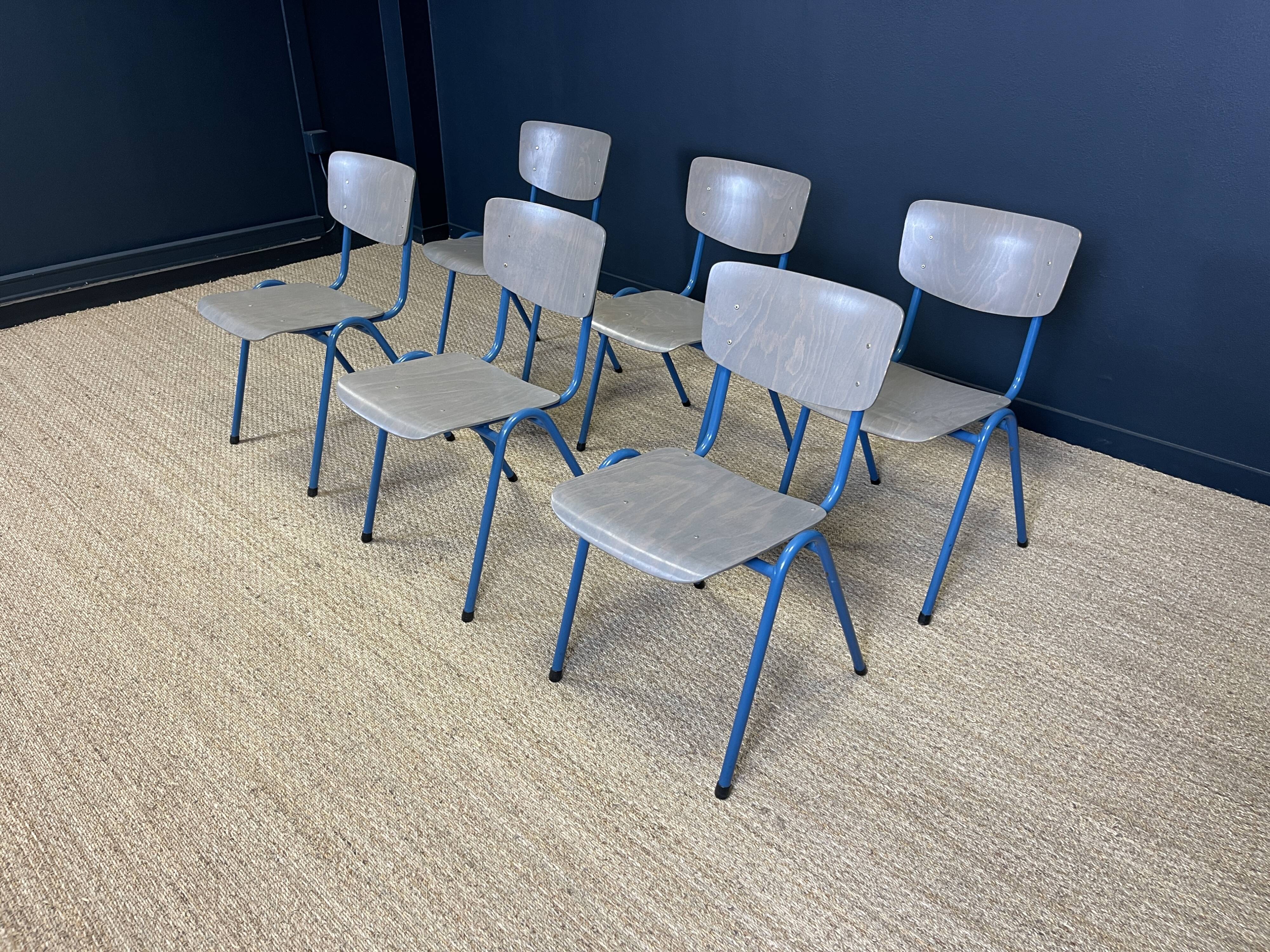 Set of 6 gray wood school chairs blue feet Netherlands 70s/80s