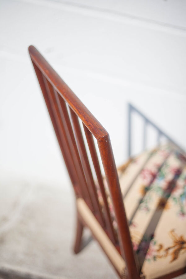 Chaise de nourrice bois avec assise tapisserie