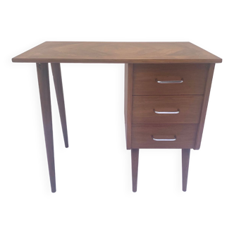 Petit bureau vintage de style scandinave