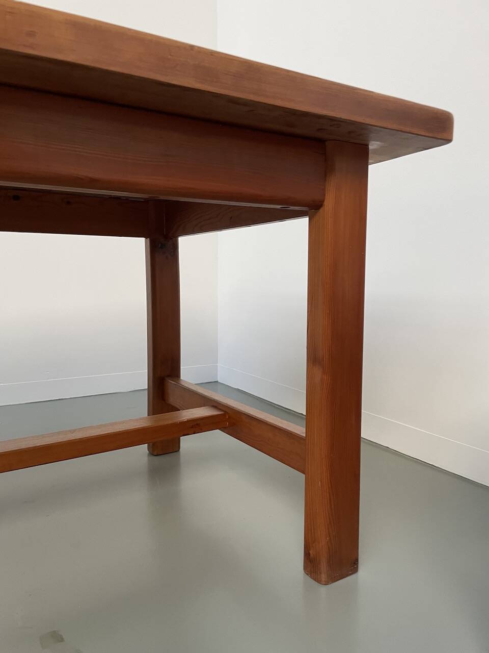 Set of table and 4 chairs, 60s mountain furniture