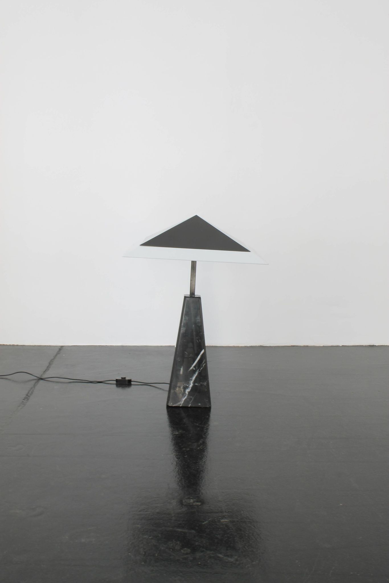 “Abat Jour” lamp by Cini Boeri / Arteluce