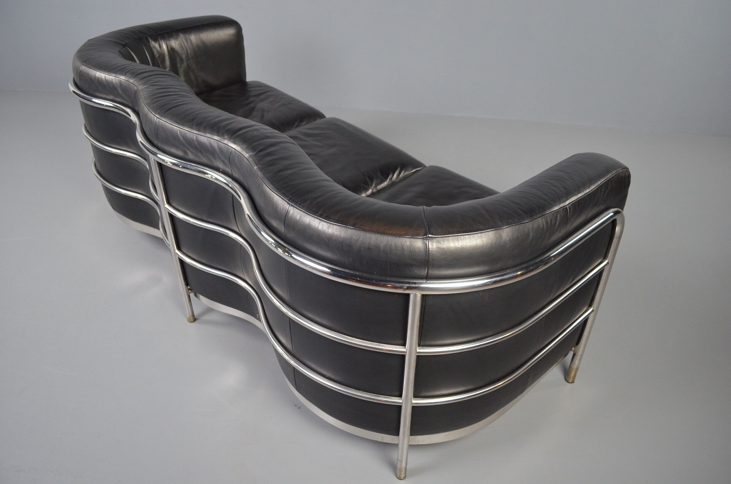 Zanotta 'Onda' 3-seater sofa in black leather