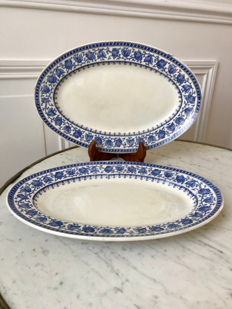 Duo of oval flat terre de fer u&c sarreguemines model "syrah" late nineteenth