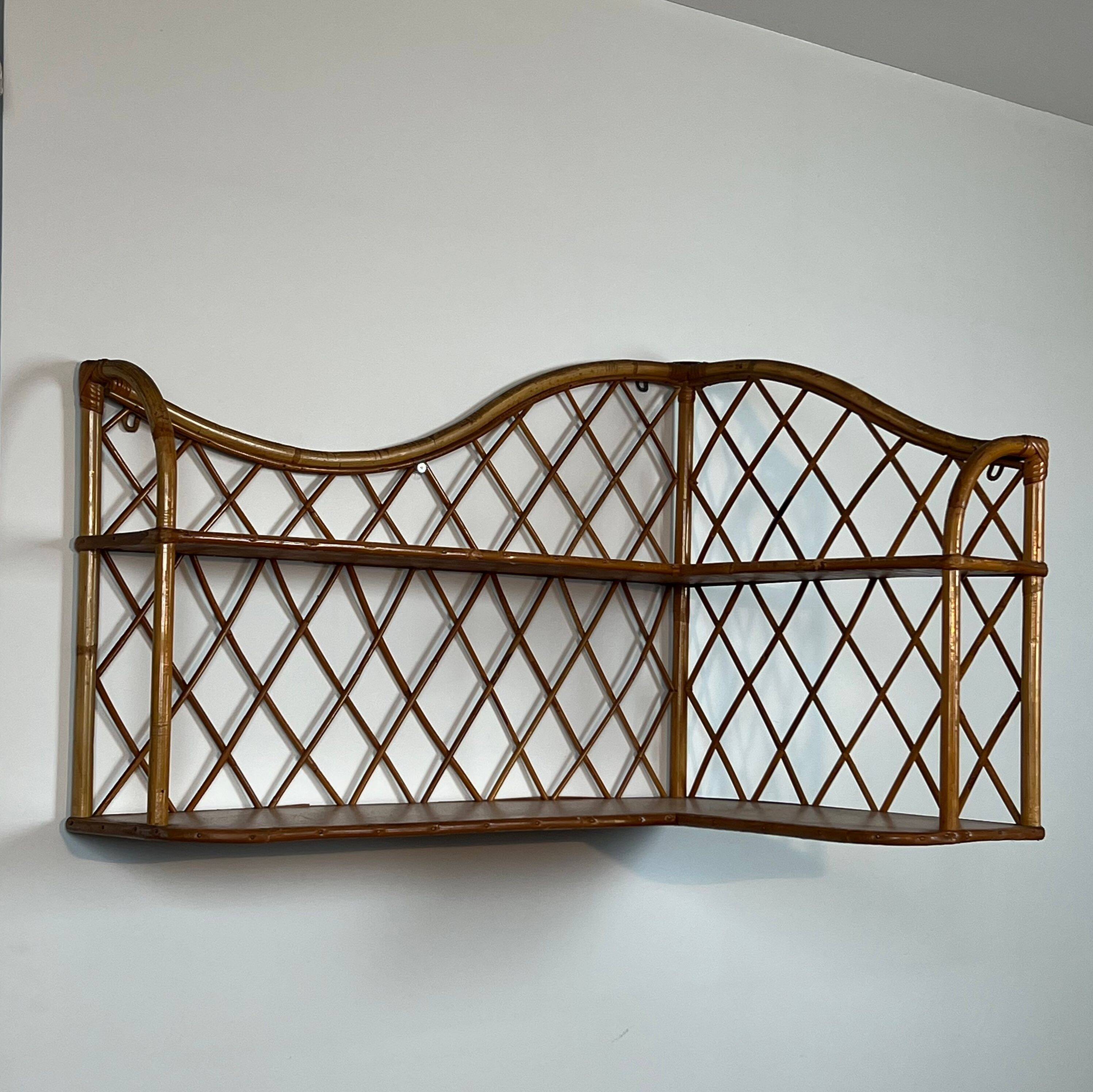 Corner wall shelf in rattan attributed to Audoux-Minet.