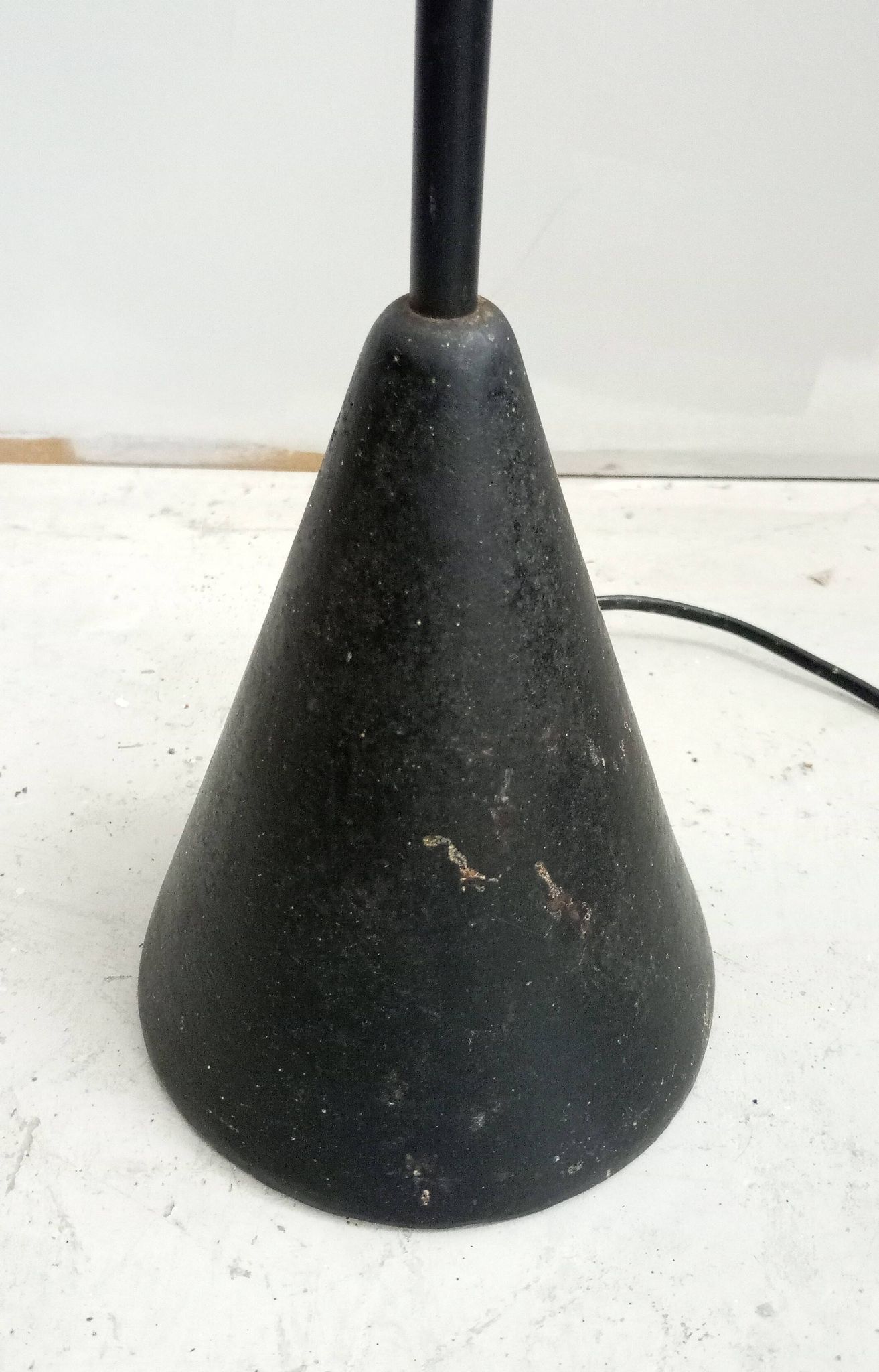 Premier lampadaire Vice Versa de Carl Auböck, Autriche, années 50