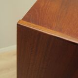 Commode en teck, design danois, années 1970, production : Danemark