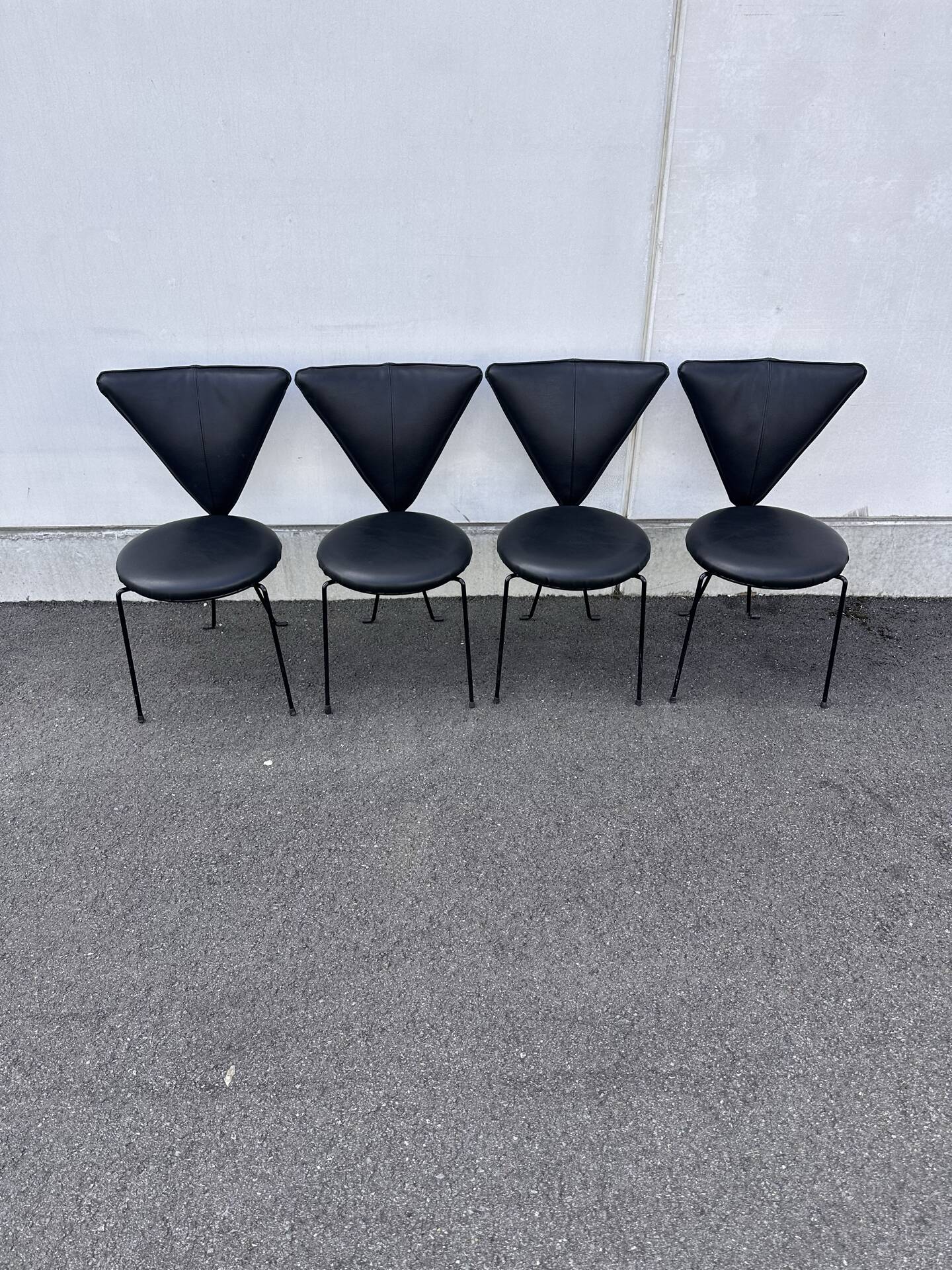 Set of 4 Lübke chairs in black leather, premium version – Germany, 1960