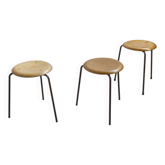 Set of 3, Early Tripod Dot Stool Arne Jacobsen by Fritz Hansen, 1960s