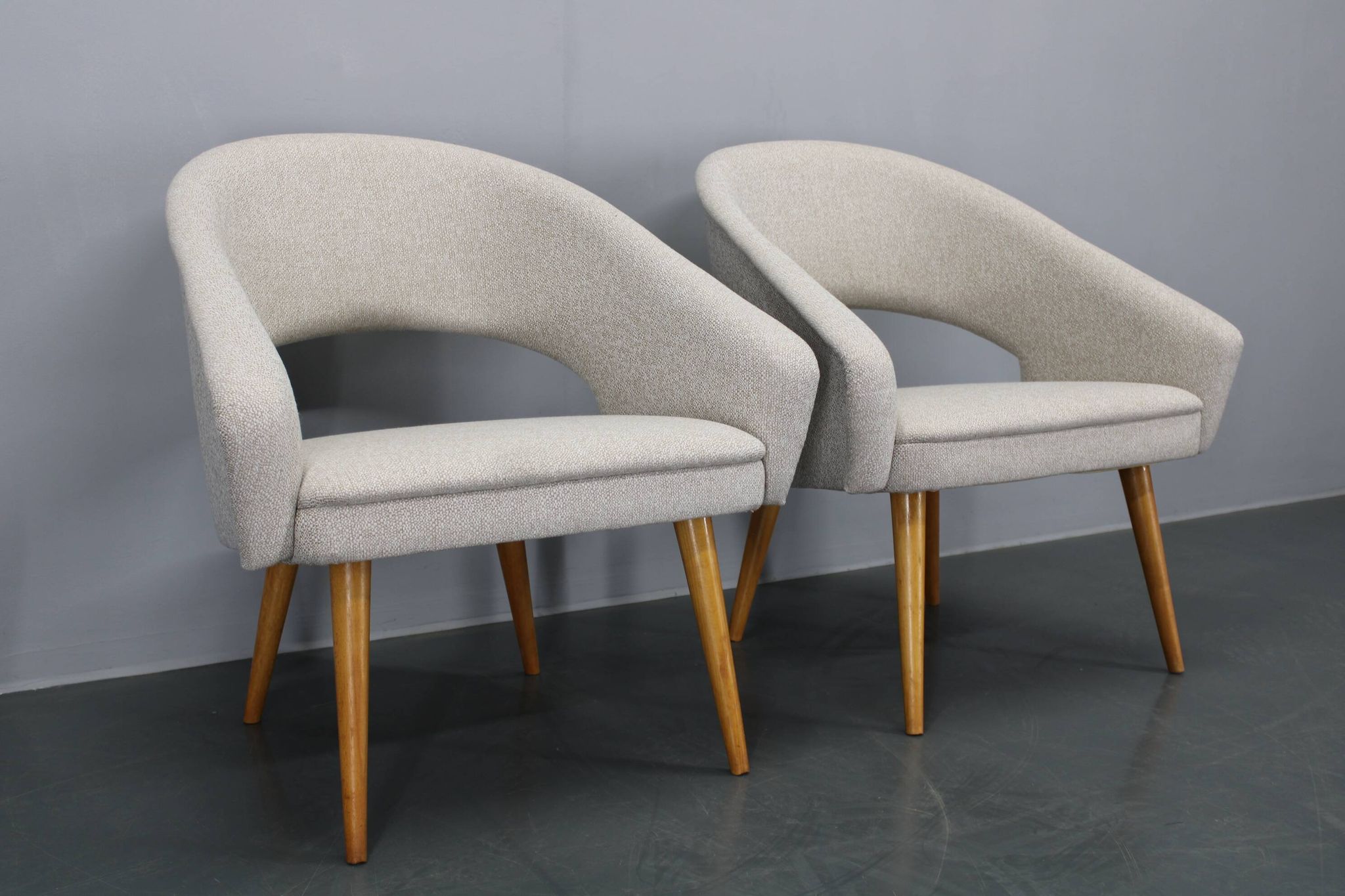 1960s Pair of Restored Shell Chairs, Czechoslovakia