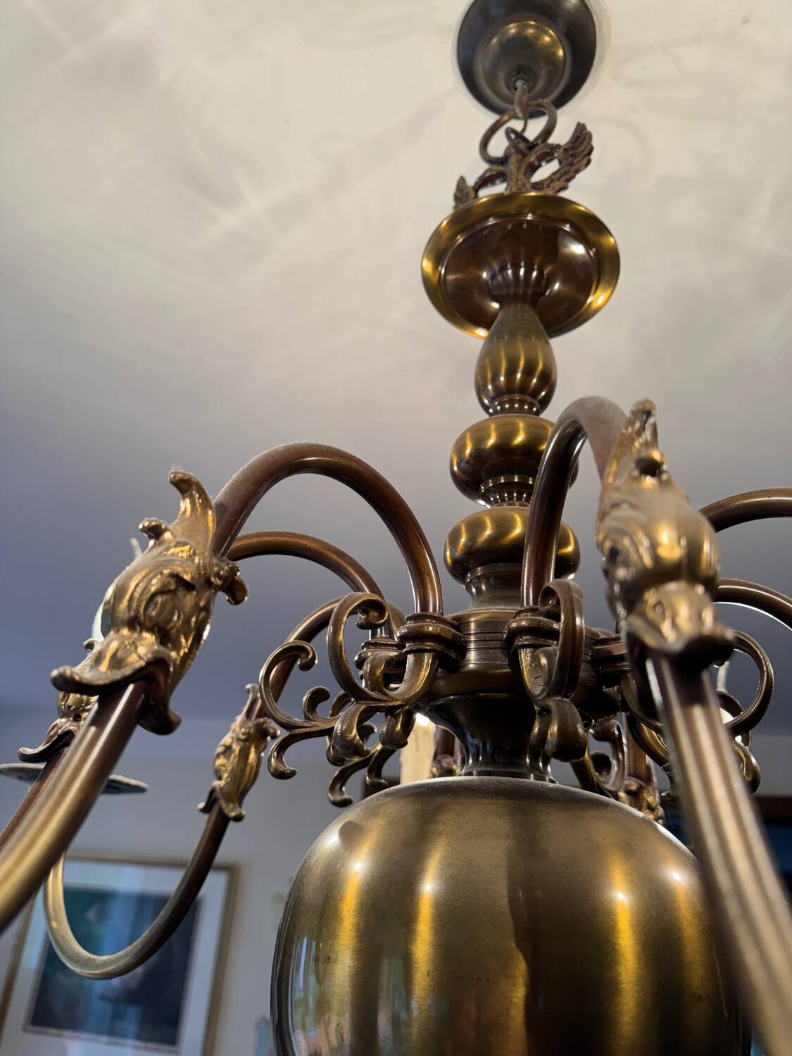 Antique brass 8-light chandelier in Dutch Baroque style