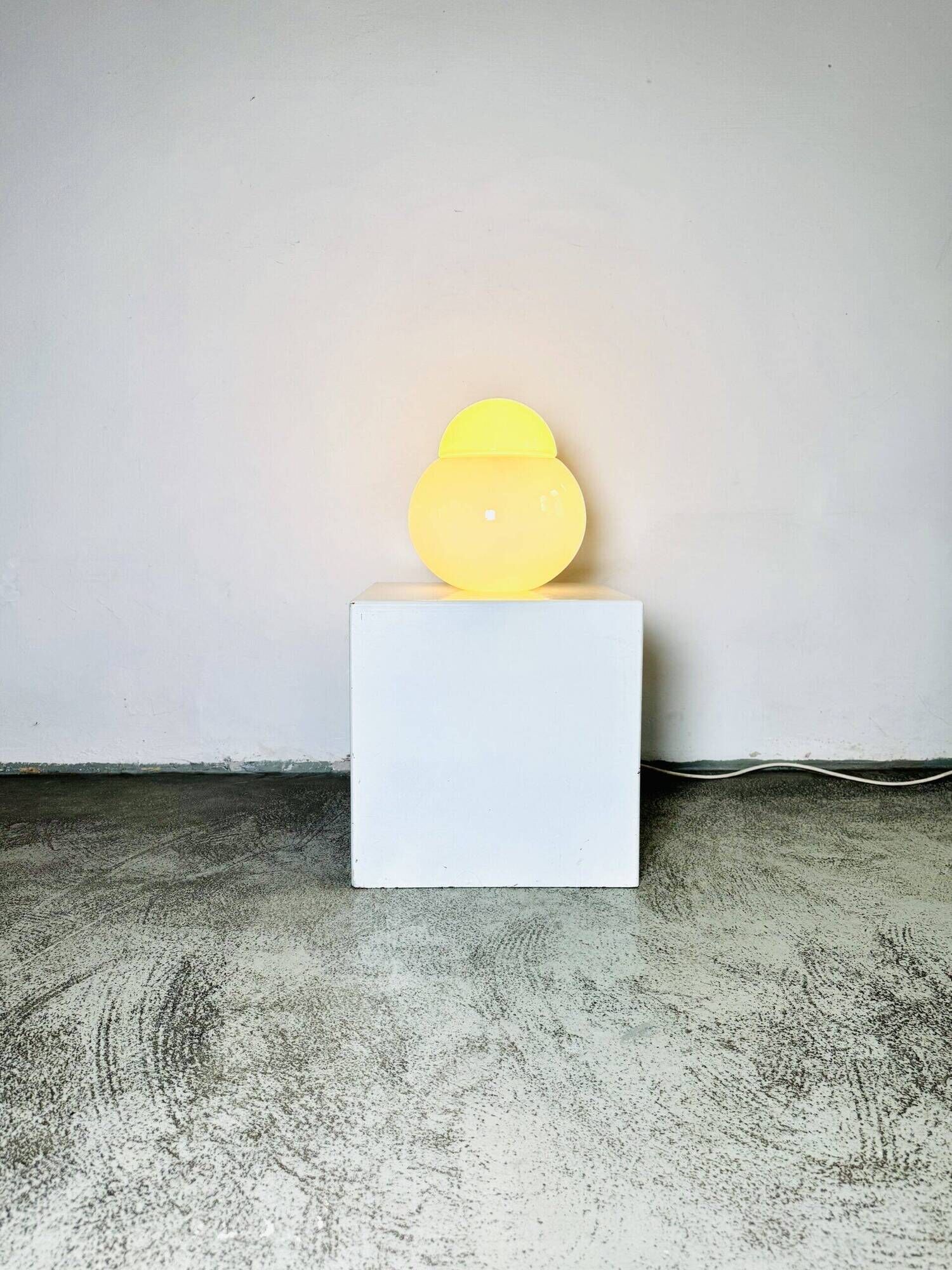 Daruma Model 5028/3 Milk Glass Sphere By Sergio Asti For Candle Milano, Italy 1980S