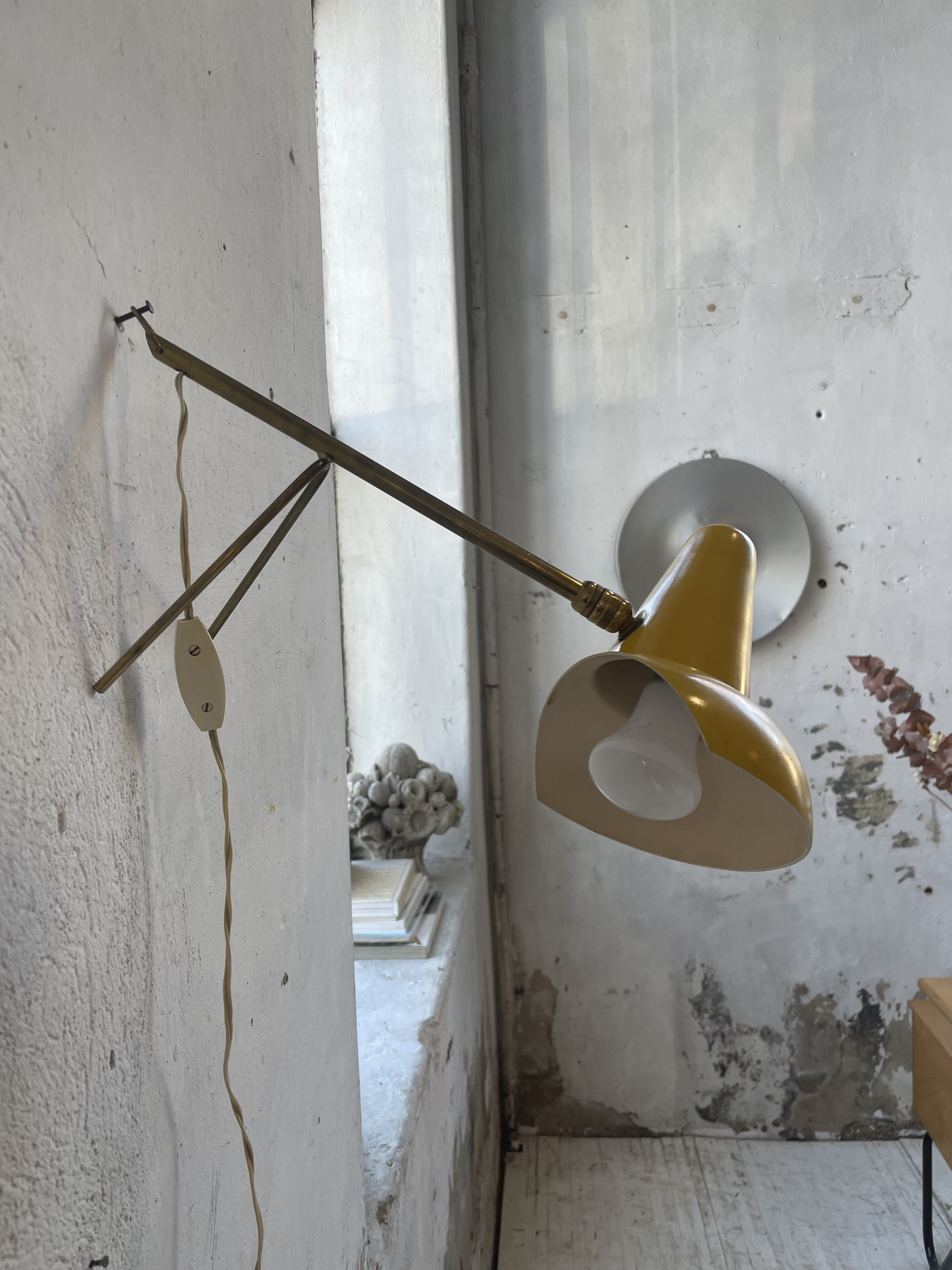 Lampe de bureau cocotte jaune