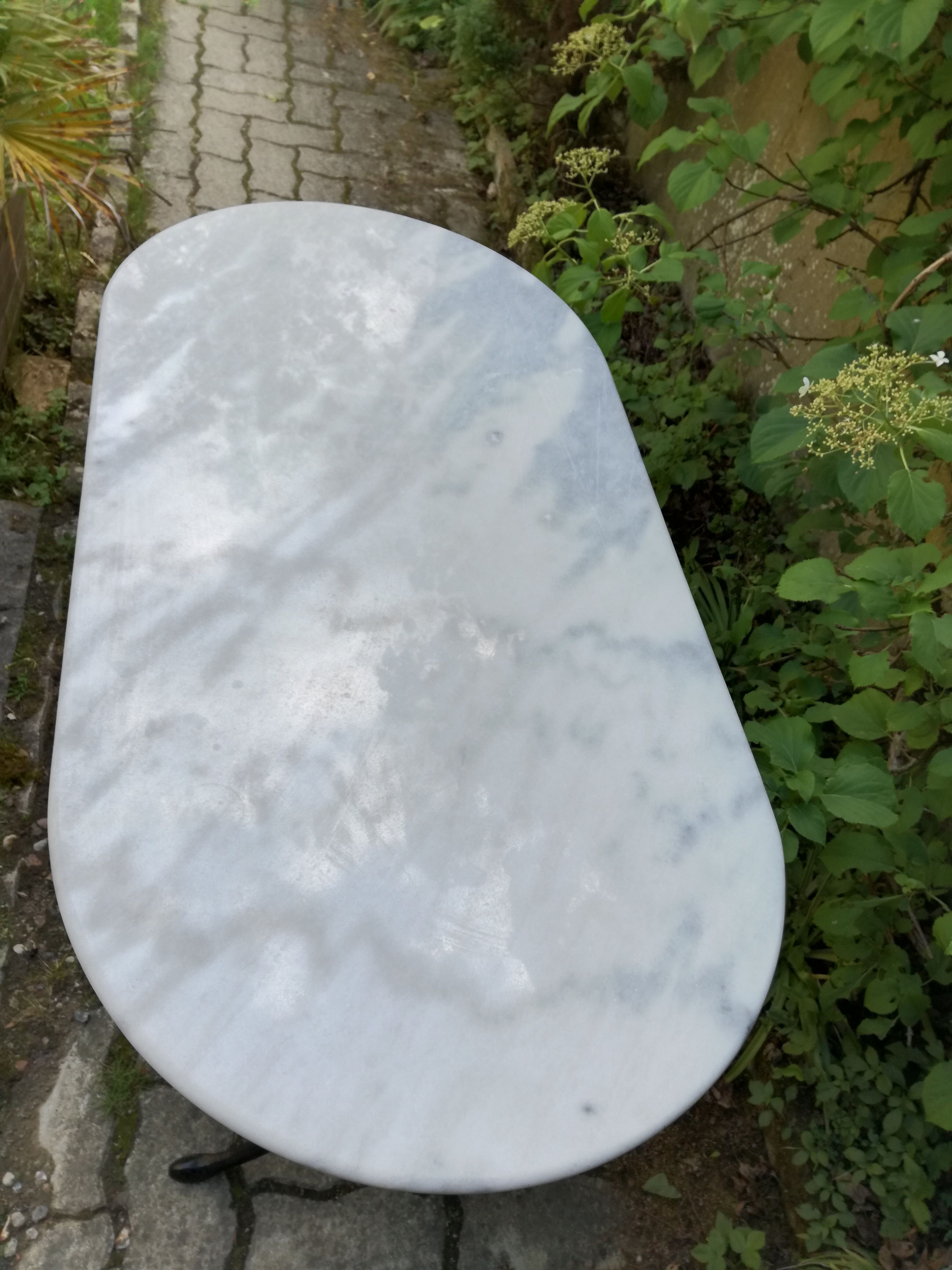 Bistro table 1900 in Carrara marble