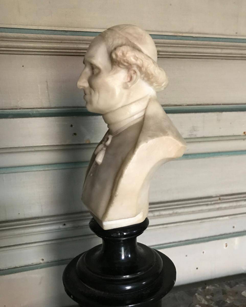 Buste d’un prélat italien en albâtre