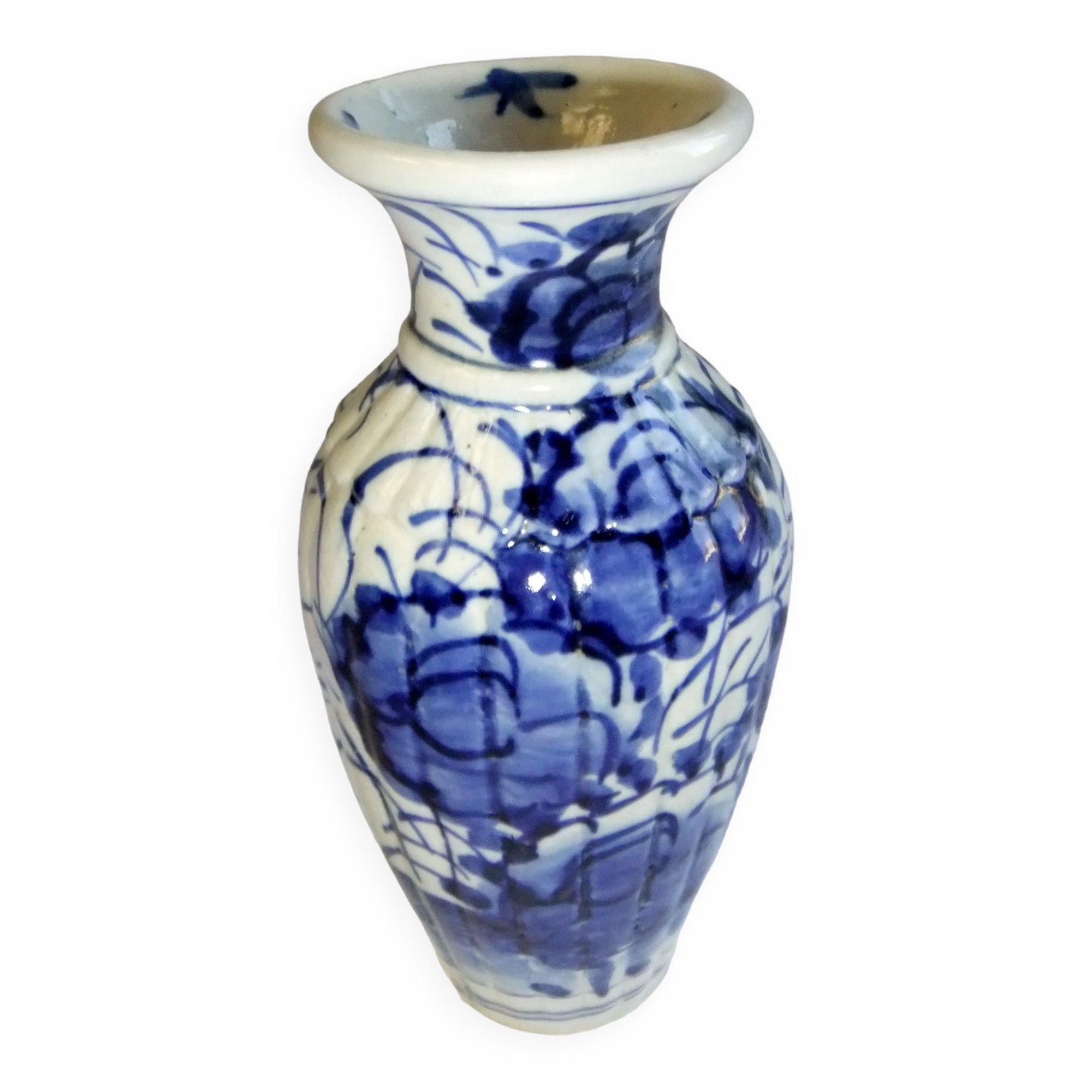 Vase chinois ancien céramique décor de fleurs blanc bleu