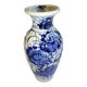 Vase chinois ancien céramique décor de fleurs blanc bleu