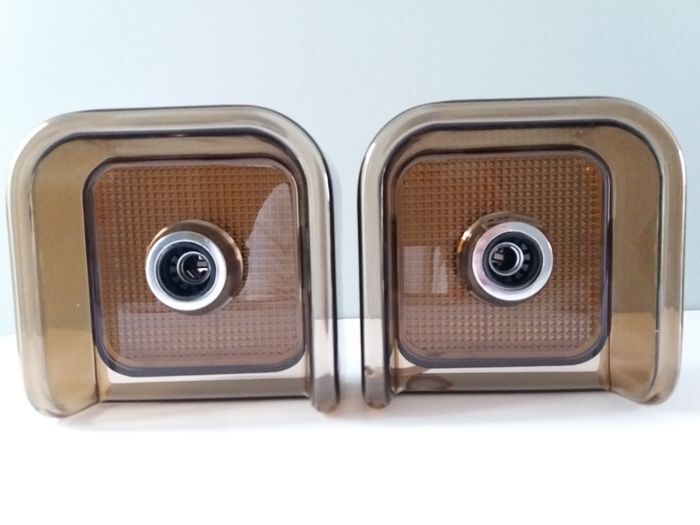2 wall light Guzzini 70 years