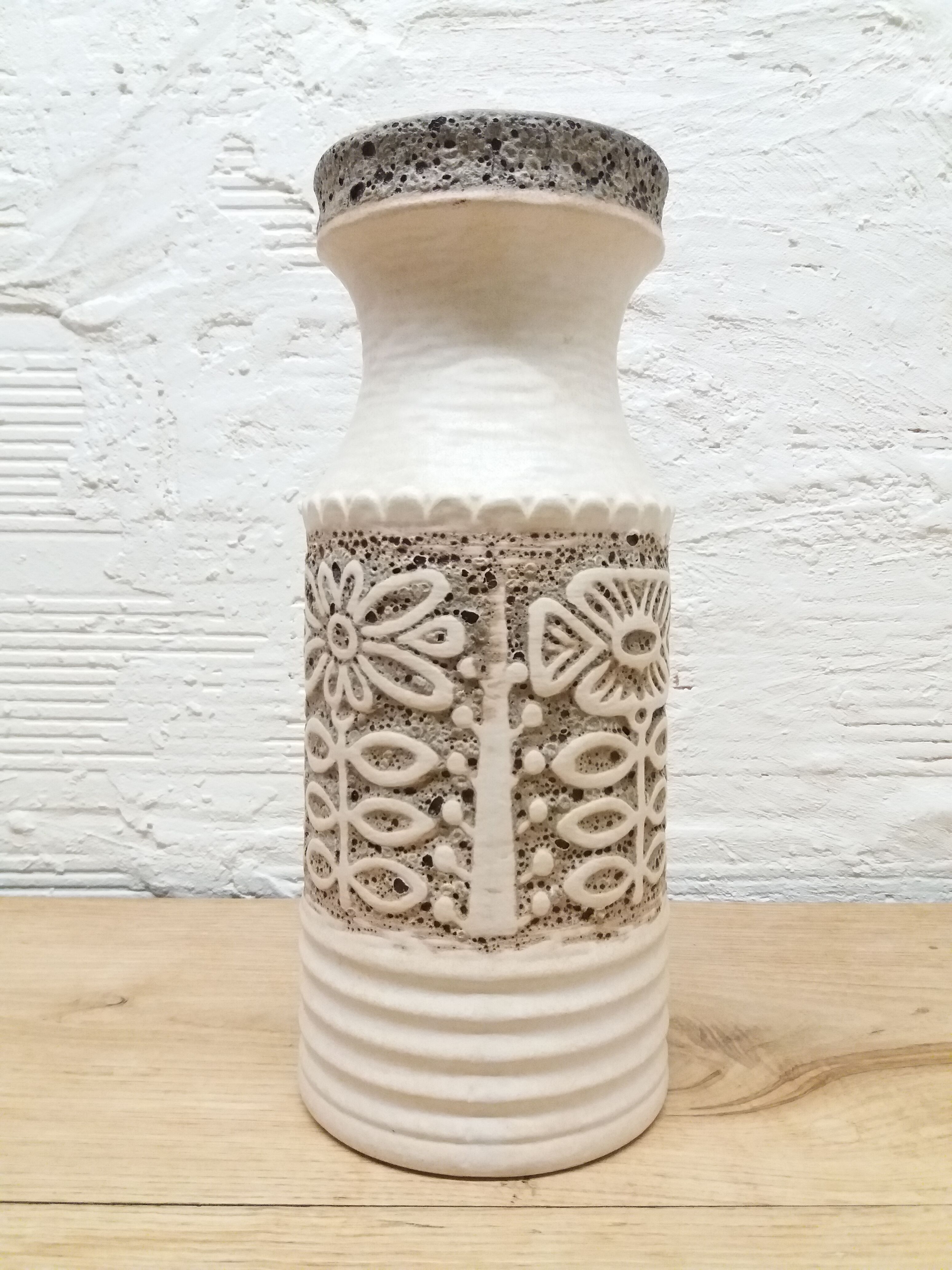 Vase flowers West Germany