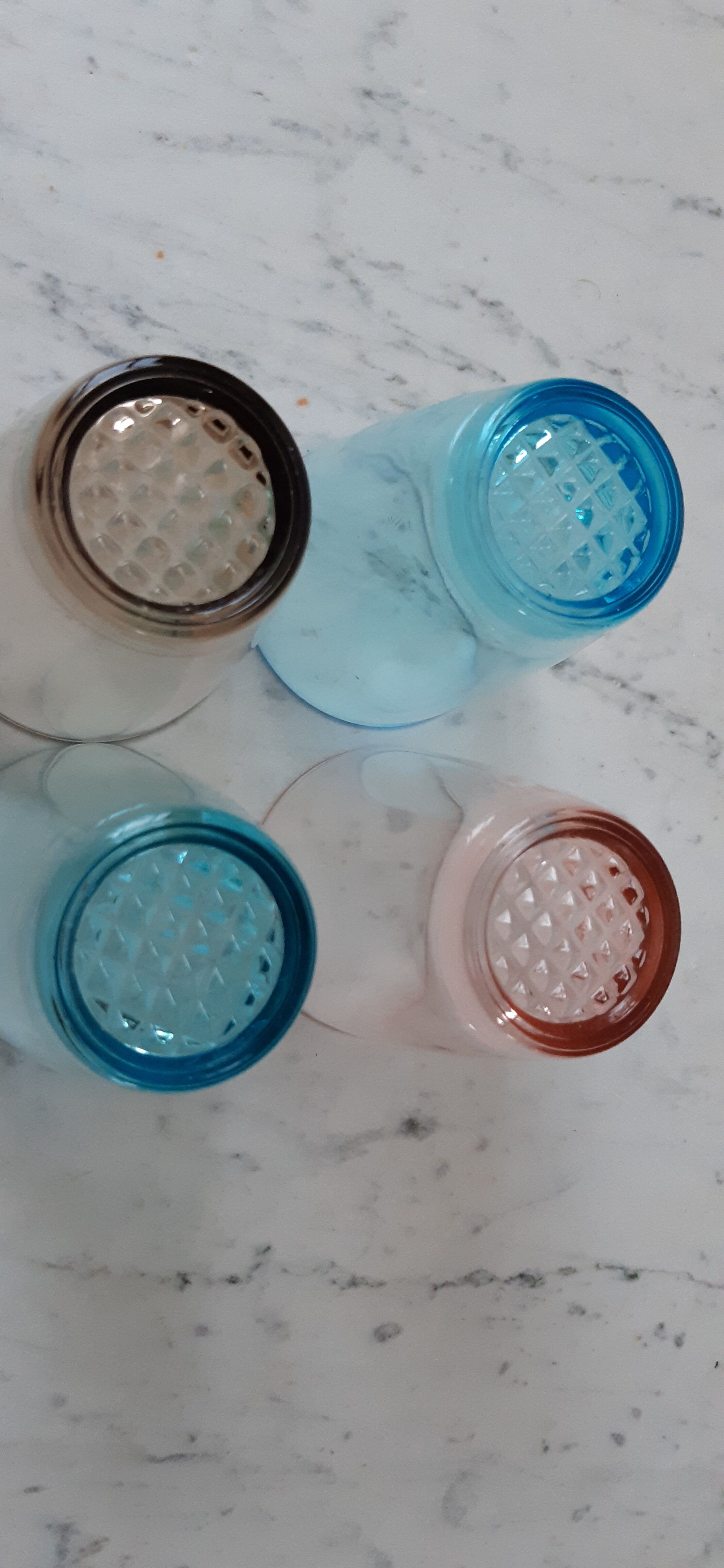 Lot de 4 verres à eau colorés vintage années 50-60