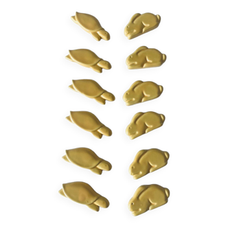 12 porte-couteaux lièvre et tortue