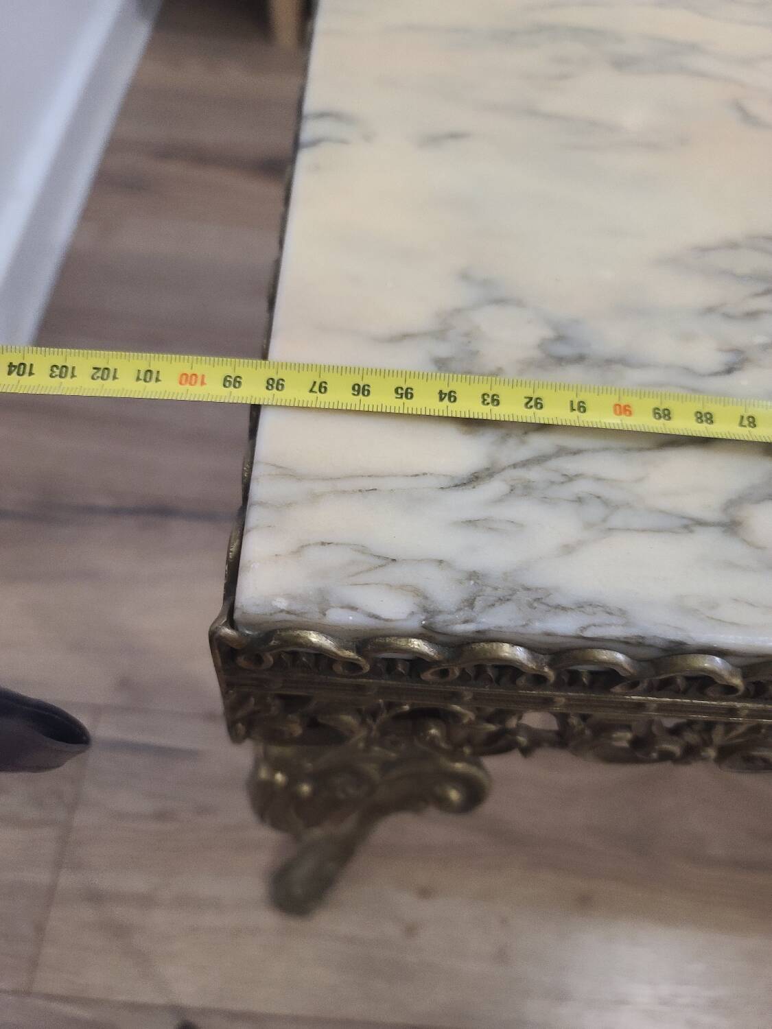 Marble coffee table with brass legs