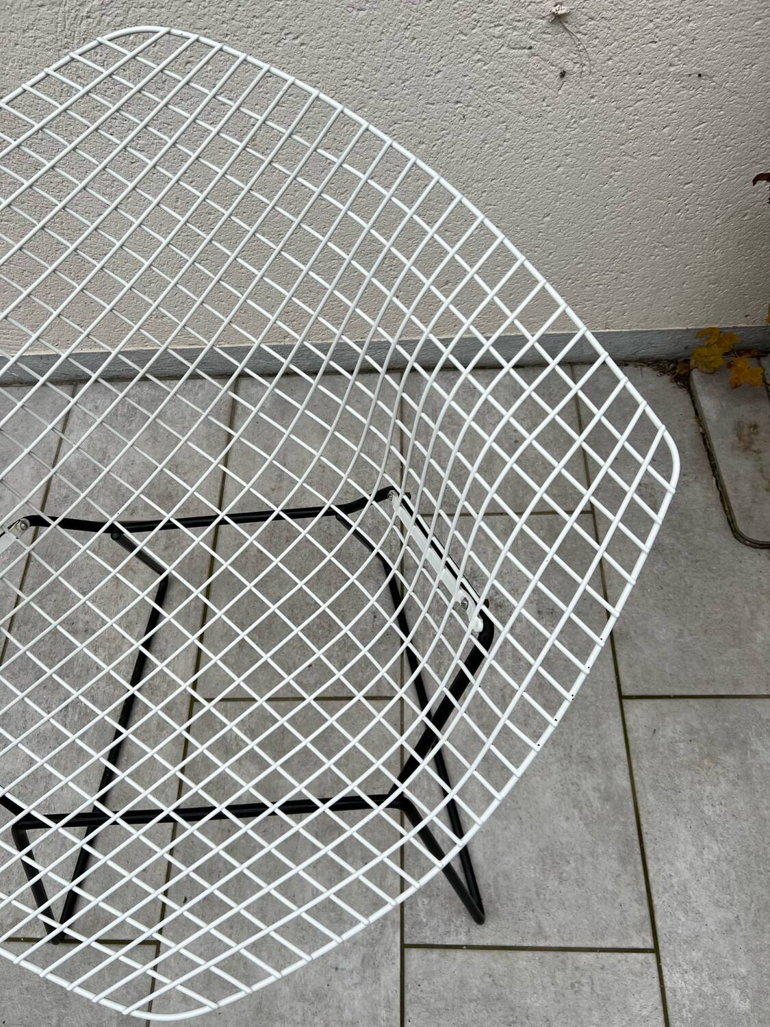Bertoia Diamond Chair - Knoll Edition - Design by Harry Bertoia