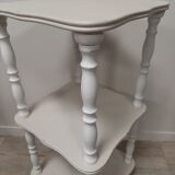 Beige and white patinated square saddle